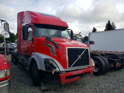 Volvo  2013 4V4NC9EG2DN560719