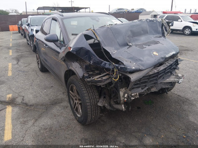 Porsche Macan 2018 WP1AA2A51JLB08181