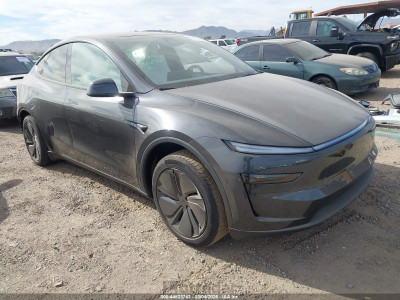 Tesla Model y 2026 7SAYGDED2TF581656