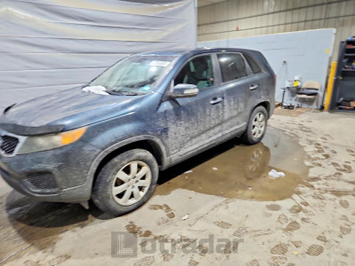 Kia Sorento 2011 5XYKTCA13BG019597