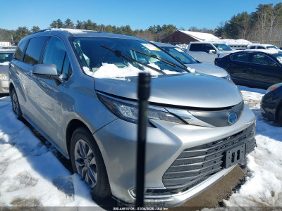 Toyota Sienna 2023 5TDYRKEC1PS164078