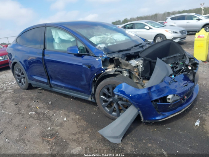 Tesla Model x 2022 VIN 7SAXCBE52NF364759
