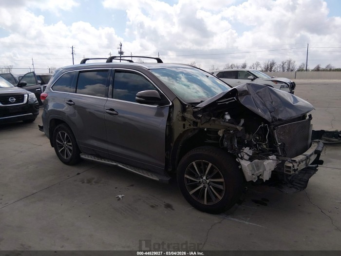 Toyota Highlander 2017 VIN 5TDKZRFH0HS513788