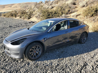 Tesla Model 3 2018 5YJ3E1EA1JF158212
