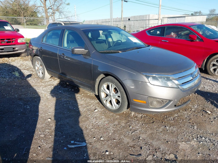 Ford Fusion 2012 VIN 3FAHP0HA1CR273681
