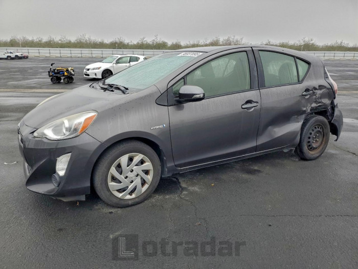 Toyota Prius c 2015 VIN JTDKDTB30F1585932