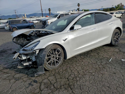 Tesla Model 3 2018 5YJ3E1EA0JF162087