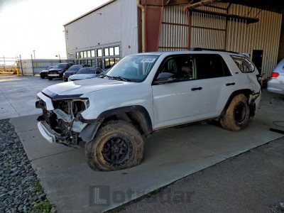 Toyota 4runner 2018 JTEBU5JR4J5548476
