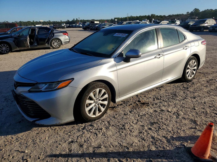 Toyota Camry 2018 VIN 4T1B11HK0JU103006