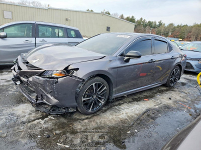 Toyota Camry 2018 4T1B61HKXJU069898