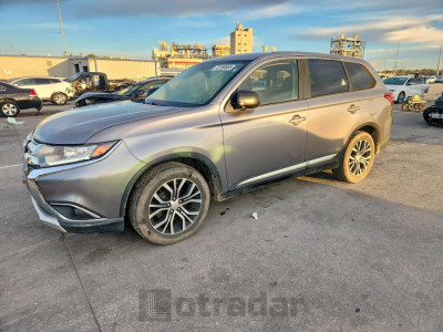 Mitsubishi Outlander 2018 JA4AD2A32JZ053464
