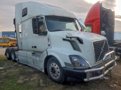 Volvo  2017 4V4NC9EH2HN972752