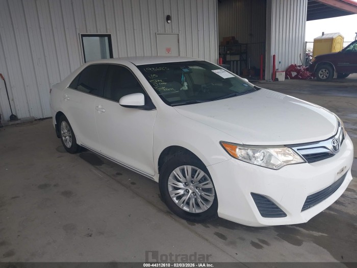 Toyota Camry 2014 VIN 4T4BF1FK4ER423672