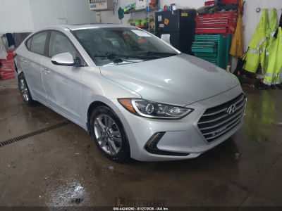 Hyundai Elantra 2018 5NPD84LF3JH336456