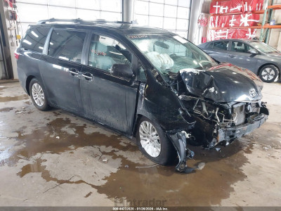 Toyota Sienna 2015 5TDYK3DC0FS527996
