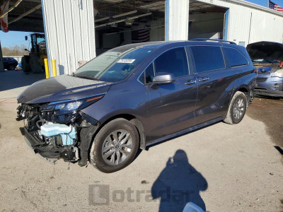 Toyota Sienna 2024 5TDYRKEC5RS222079