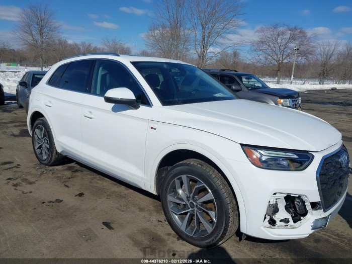 Audi Q5 2023 VIN WA1EAAFY9P2146735