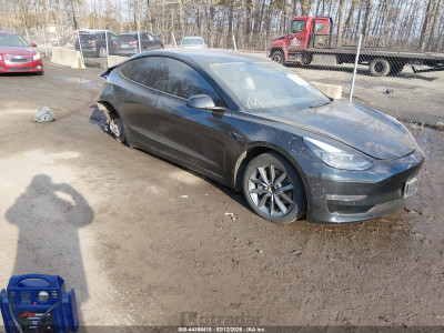 Tesla Model 3 2022 5YJ3E1EA8NF186420