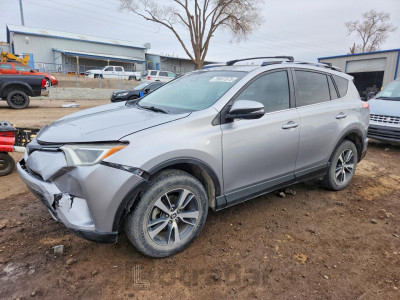 Toyota Rav4 2018 2T3RFREV5JW710720