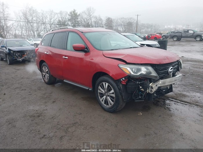 Nissan Pathfinder 2017 VIN 5N1DR2MM5HC690057