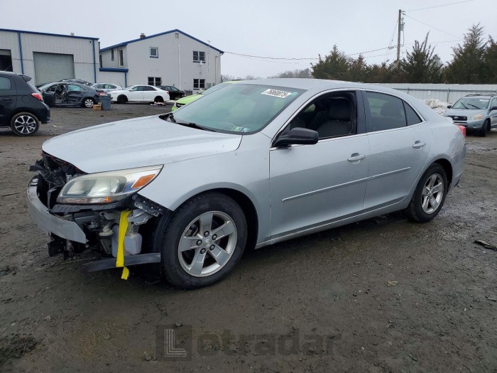Chevrolet Malibu 2015 VIN 1G11B5SL9FU144093