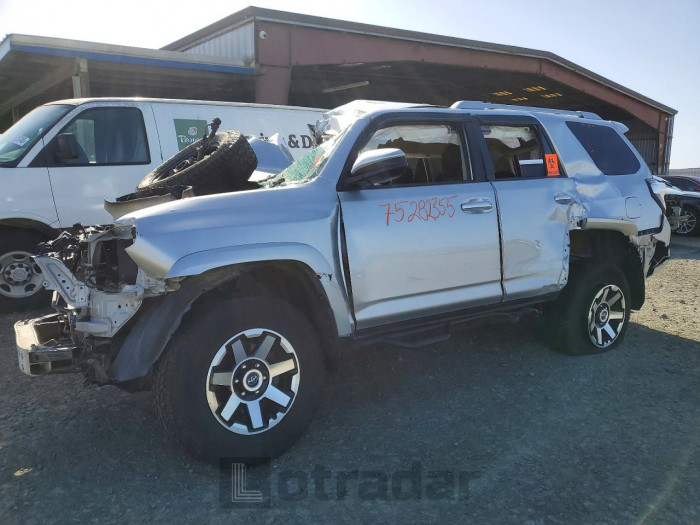 Toyota 4runner 2018 VIN JTEBU5JR8J5589564