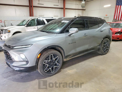 Chevrolet Blazer 2025 3GNKBERS3SS135321