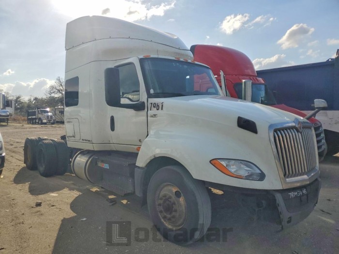 International   2020 VIN 3HSDZAPR9LN847961
