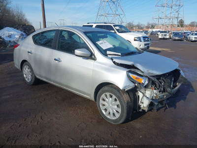 Nissan Versa 2015 3N1CN7AP4FL824505
