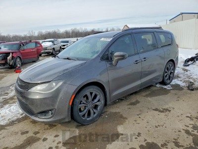 Chrysler Pacifica 2018 2C4RC1EG2JR168210