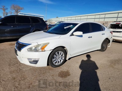 Nissan Altima 2015 1N4AL3AP9FC249547