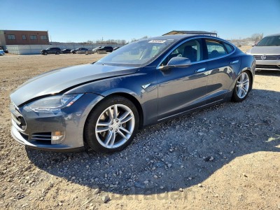 Tesla Model s 2013 5YJSA1AG0DFP07498