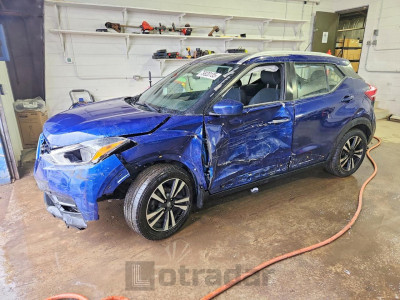 Nissan Kicks 2018 3N1CP5CU9JL536361