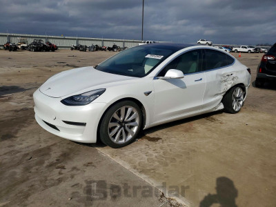 Tesla Model 3 2018 5YJ3E1EB9JF098155