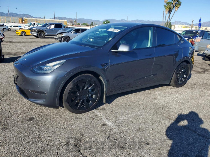 Tesla Model y 2022 VIN 7SAYGAEE3NF421683