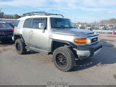 Toyota Fj cruiser 2011 VIN JTEZU4BF8BK011366