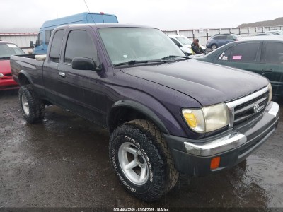 Toyota Tacoma 1999 VIN 4TAWN72N4XZ490120