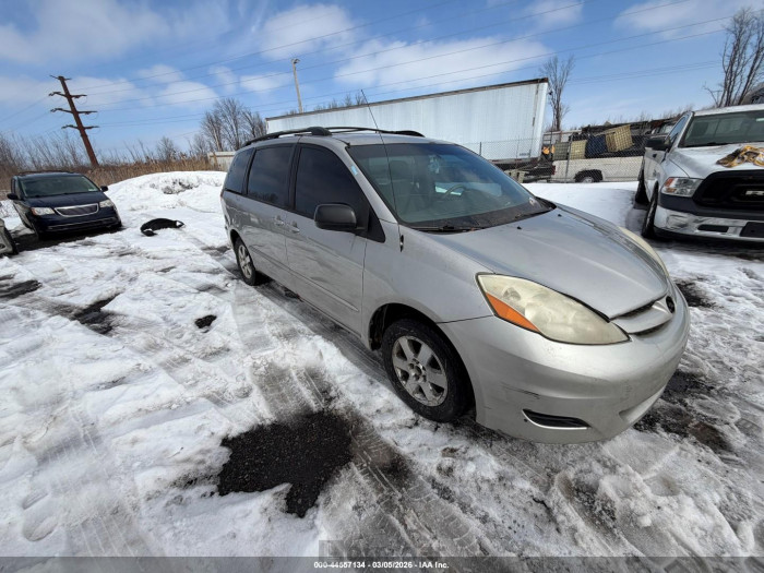 Toyota Sienna 2007 VIN 5TDZK23C87S017588