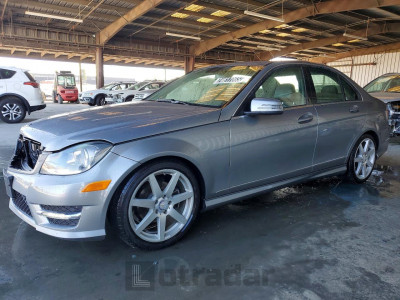 Mercedes-benz C-klasse 2013 WDDGF4HB5DA790525