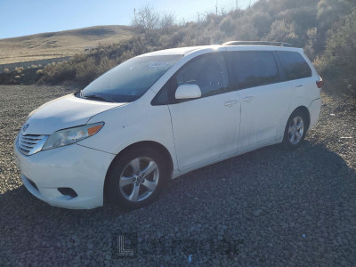 Toyota Sienna 2015 5TDKK3DC6FS610743