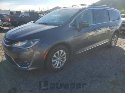 Chrysler Pacifica 2017 2C4RC1BG6HR569452