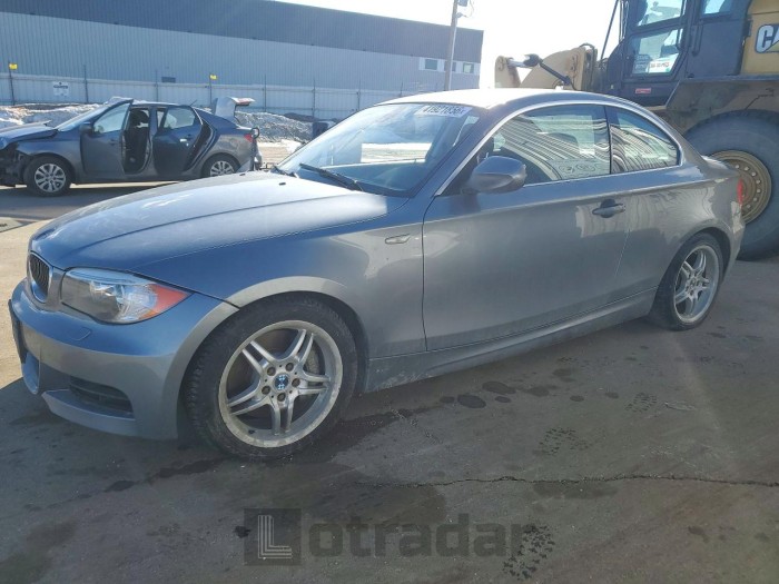BMW 1er 2012 VIN WBAUC9C51CVM11481