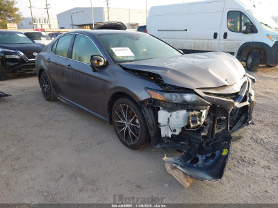 Toyota Camry 2022 4T1G11AK7NU670867