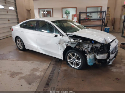 Ford Fusion 2018 3FA6P0HD8JR203058