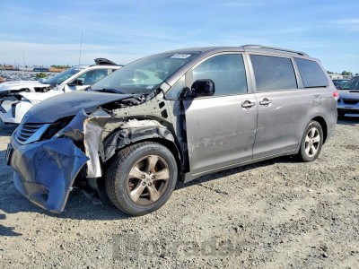 Toyota Sienna 2011 5TDKK3DC1BS174717