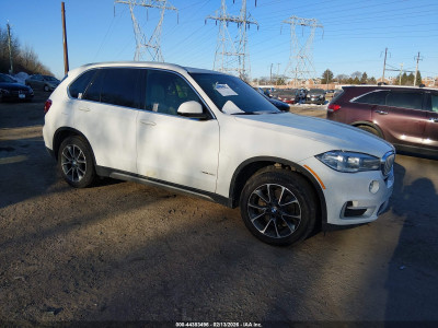 BMW X5 2018 5UXKR0C58J0Y05024
