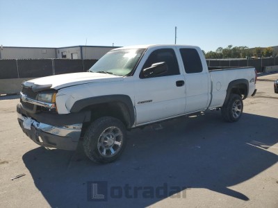 Chevrolet Silverado 2003 1GCHK29U03Z129967