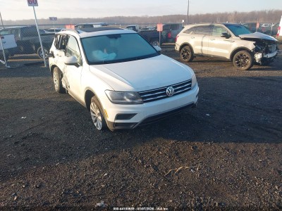 Volkswagen Tiguan 2018 3VV3B7AXXJM167686