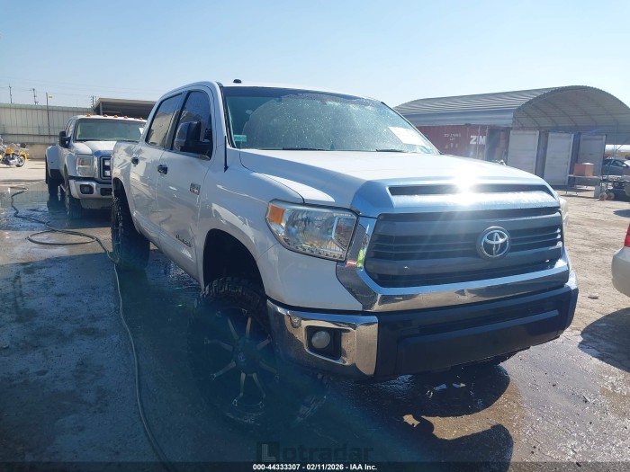 Toyota Tundra 2015 VIN 5TFDY5F14FX476694