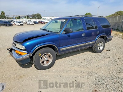 Chevrolet Blazer 1999 1GNCS13W3X2140451